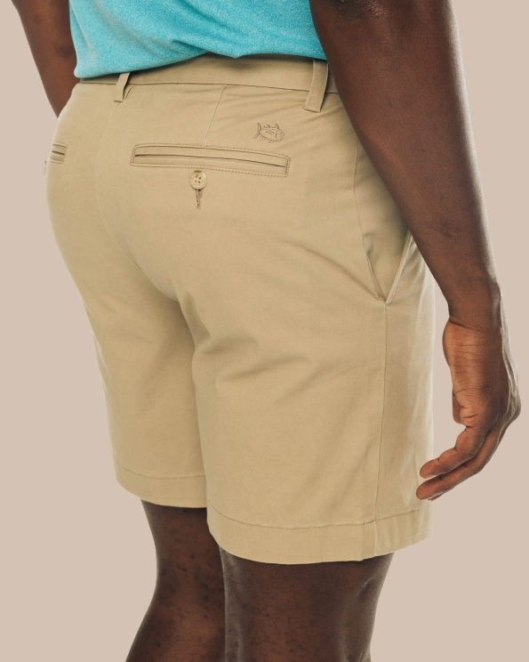 channel-marker-7-short-sandstone-khaki-detail-7527
