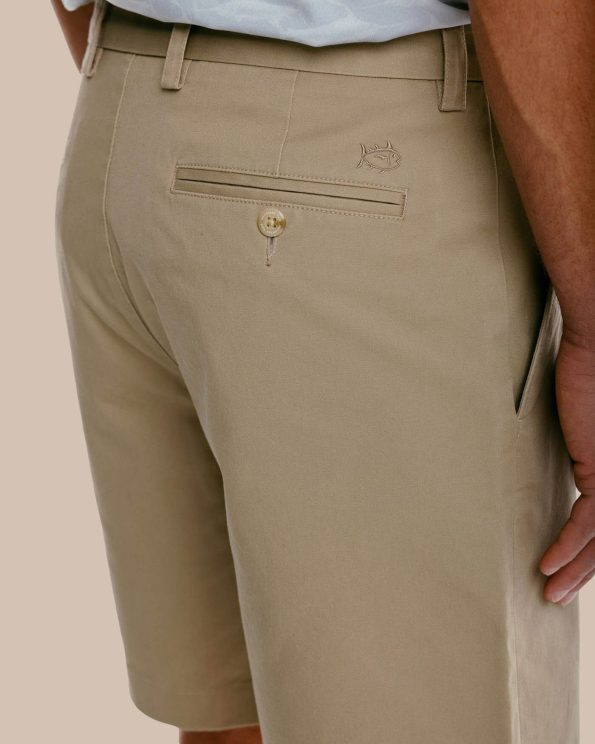 channel-marker-9-short-sandstone-khaki-detail-7825