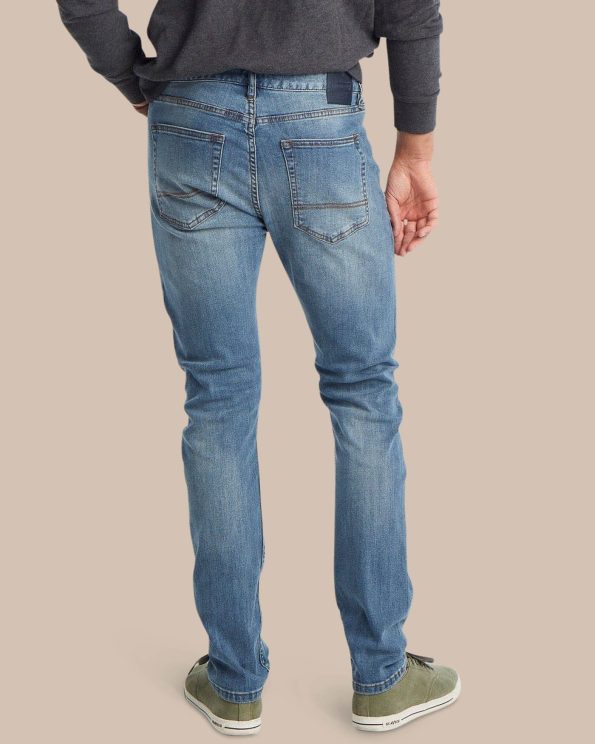 charleston-denim-jeans-medium-wash-back-5418-2_ee7dc65d-3330-444c-bd23-8819818fe56f