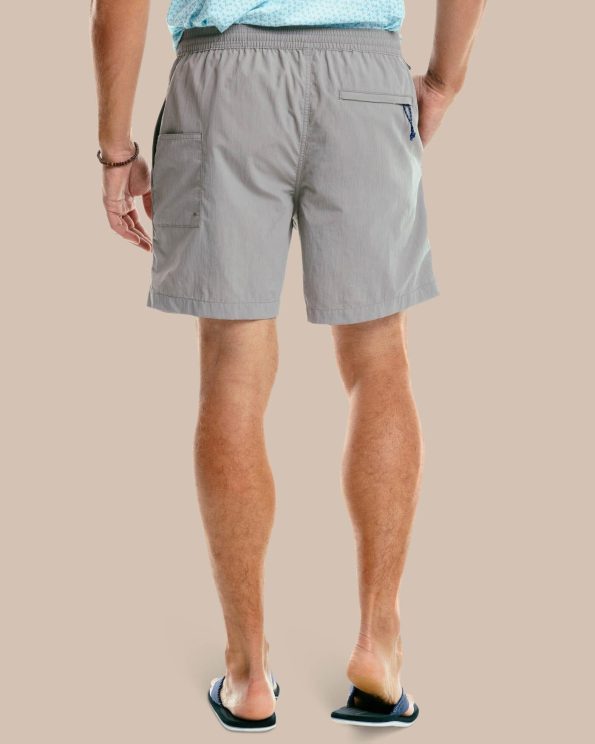 shoreline-6-nylon-short-frost-grey-back-8607_e8cac311-0eb6-431a-8b95-8d2f3703a194
