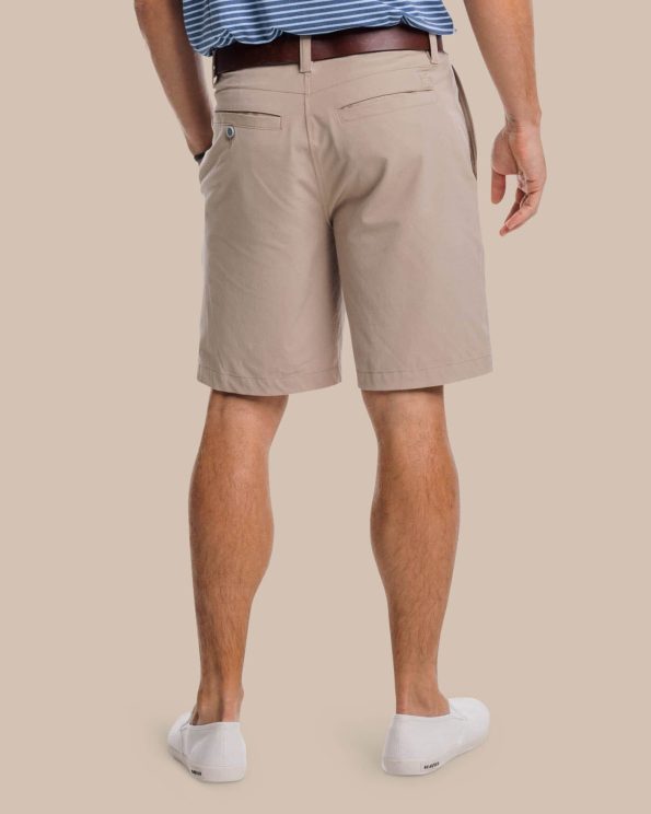 t3-gulf-9-performance-short-sandstone-khaki-back-4744