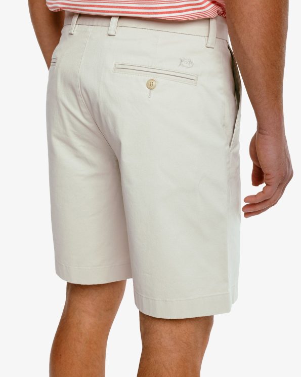 the-new-channel-marker-9-inch-short-light-khaki-pocket-7825_b9614487-0b1d-4239-9bb4-37e01befb2bf